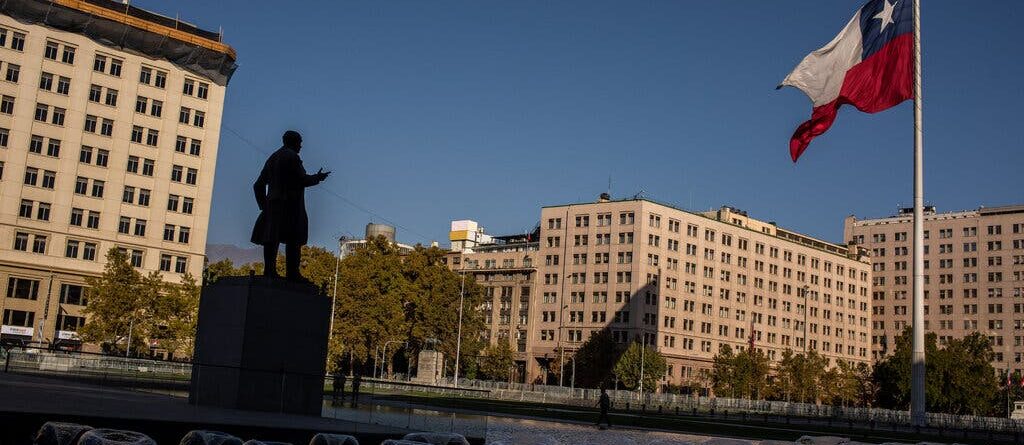 Chile. Posturas divididas se toman el Congreso previo a la votación del proyecto de financiamiento de la Pensión Garantizada Universal