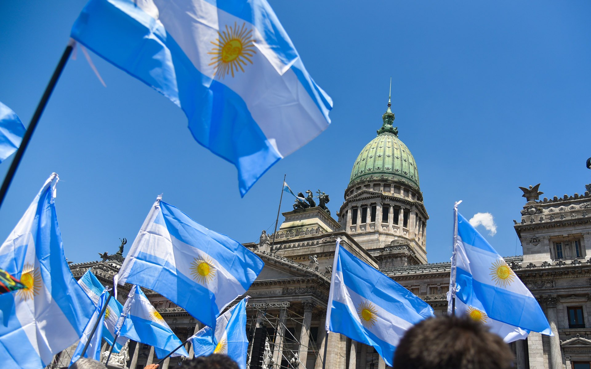 Argentina. El Gobierno otorgará pensiones vitalicias a familiares de víctimas de Covid