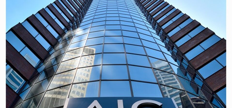 AIG shifting $150 billion to BlackRock