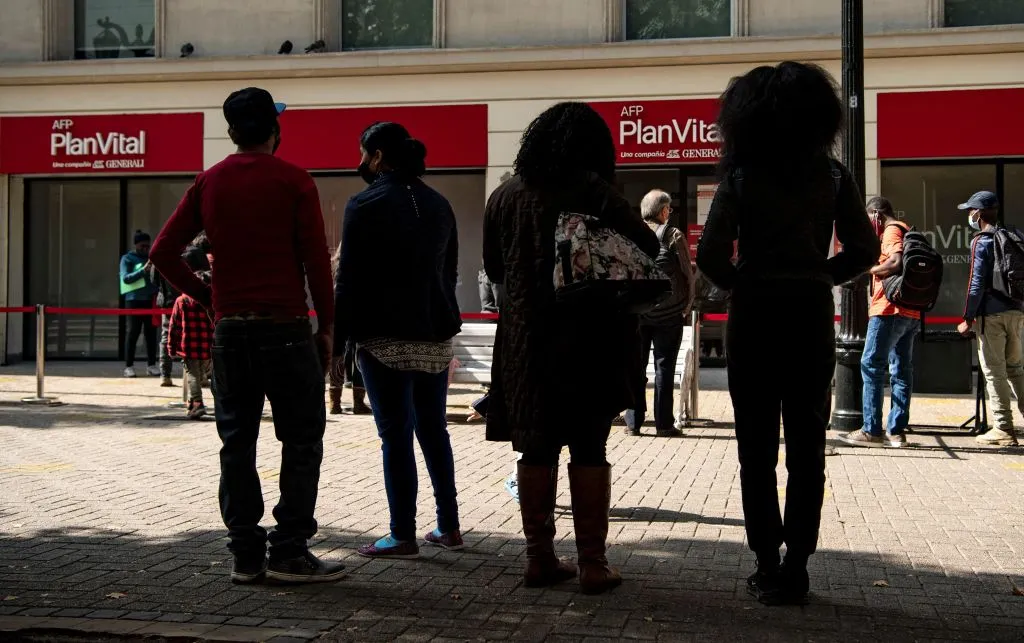 Chile. Incertidumbre externa sigue impactando a fondos de pensiones: solo el E renta positivo en mayo y el A lidera las pérdidas